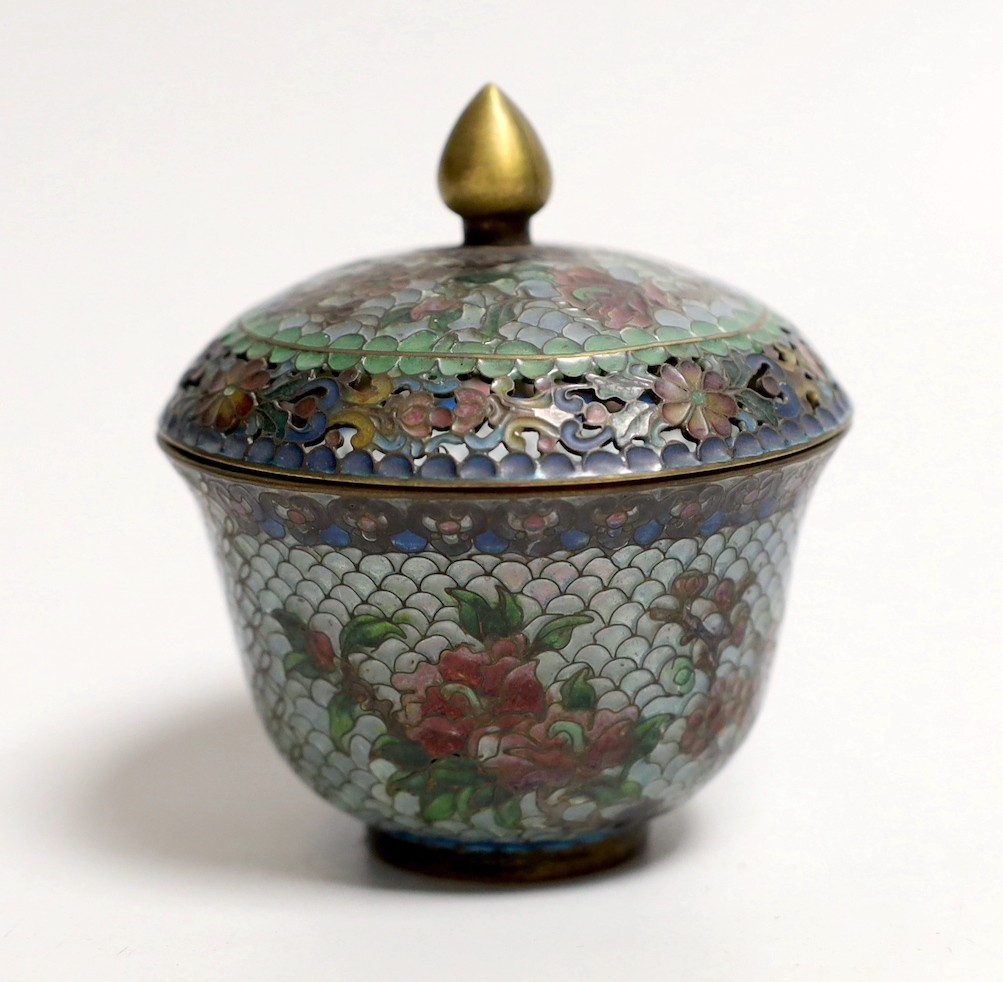 A plique a jour enamel pot and cover, 9cms high